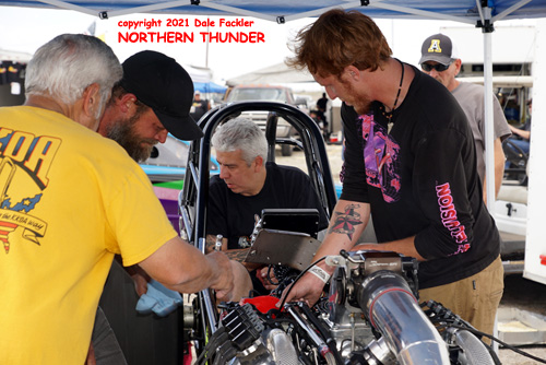 Scott Pareso and crew firing up